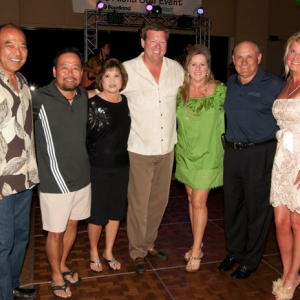 Jay Higa, Gerald and Cathy Shintaku, Dave and Fiona Kennedy, and Joe and Nicole Detro