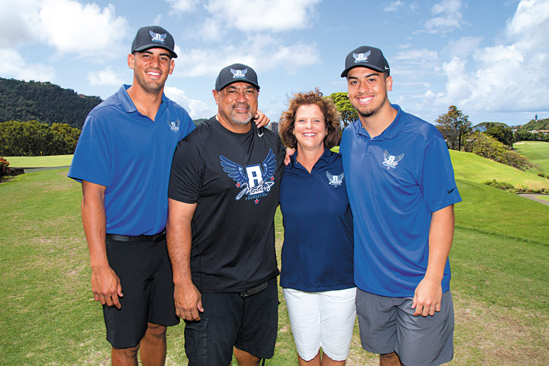 MW-paina-032518-mariota-golf-tournament1-TGrillo